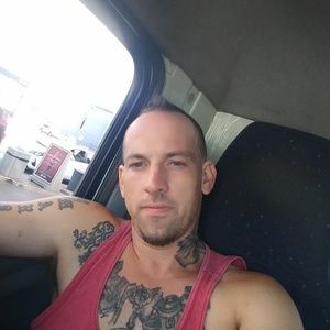 Meet your Posher, Dereck